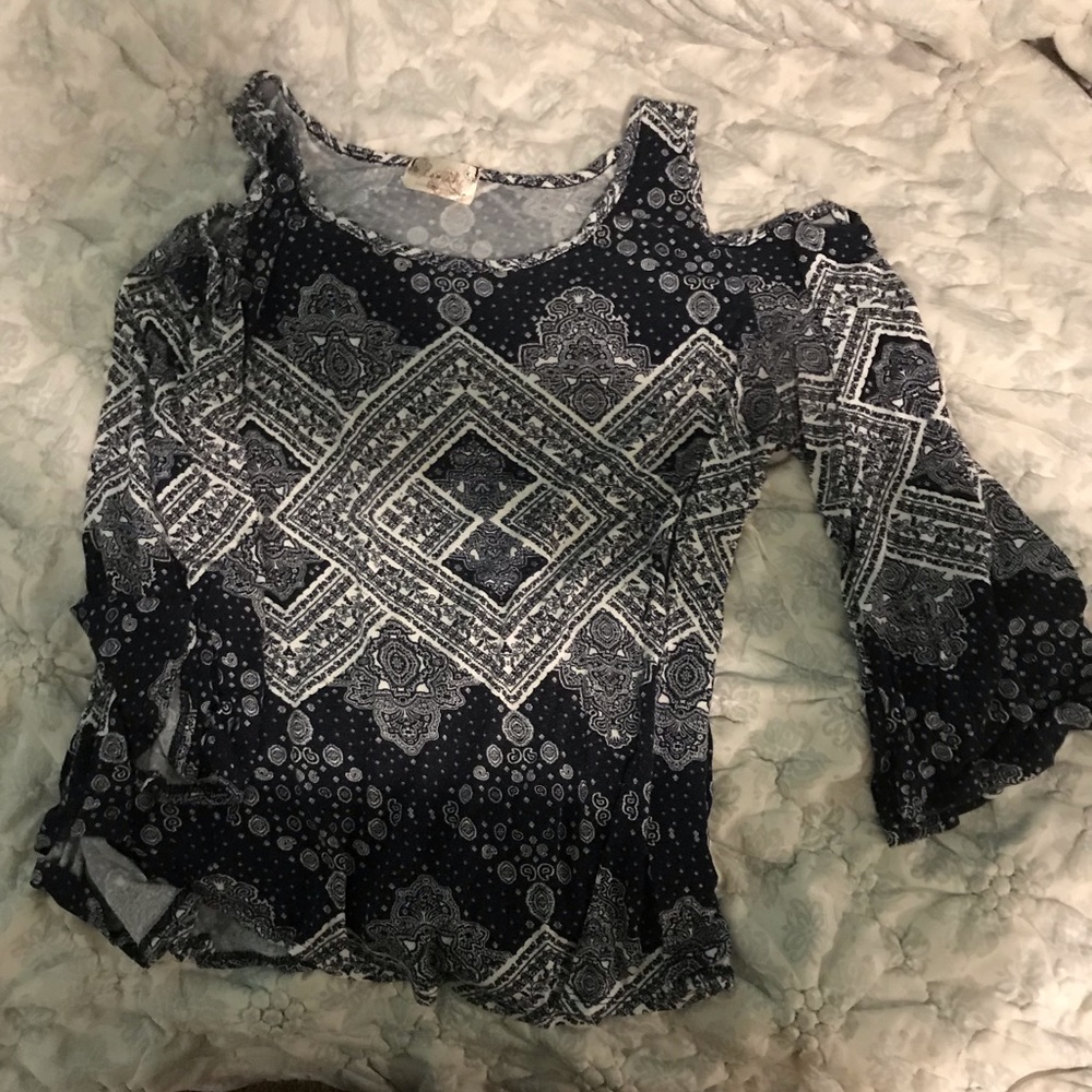 Cute blouse